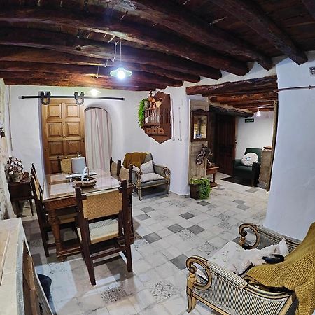 Apartamentos Casa Nino Montefrío Exterior foto